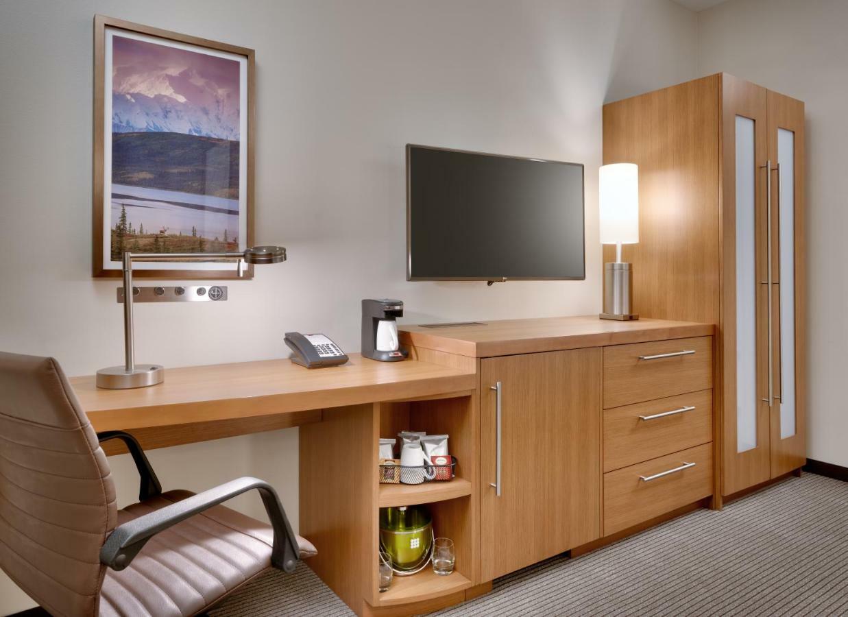Hyatt Place Anchorage-Midtown Dış mekan fotoğraf